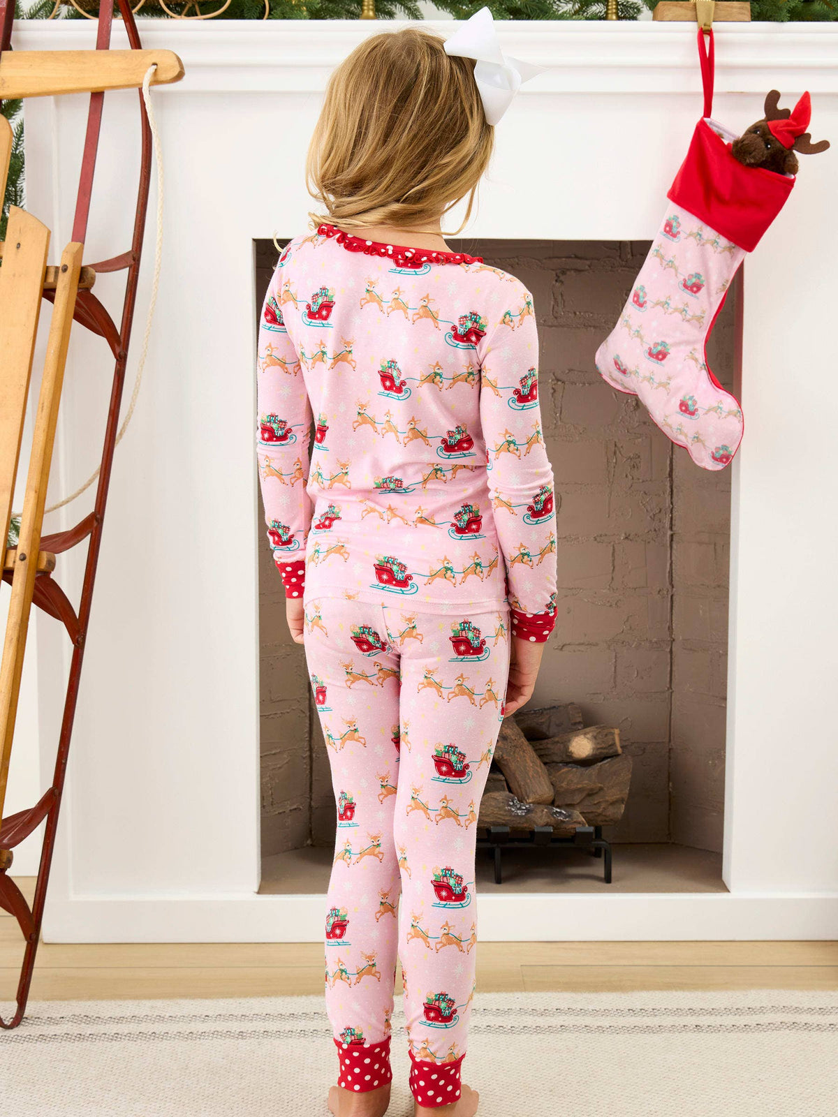 SoftSnooze™ Girls Bamboo Viscose Pink Christmas Reindeer Sleigh Ride Ruffle Long Sleeve Pajama Set
: Pink / 5/6