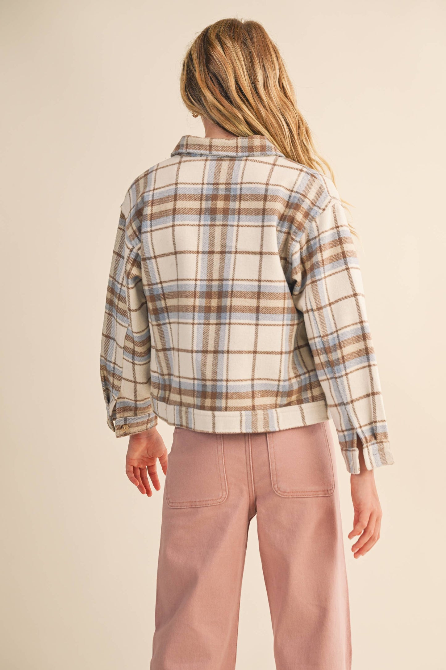 GIRLS SHACKET