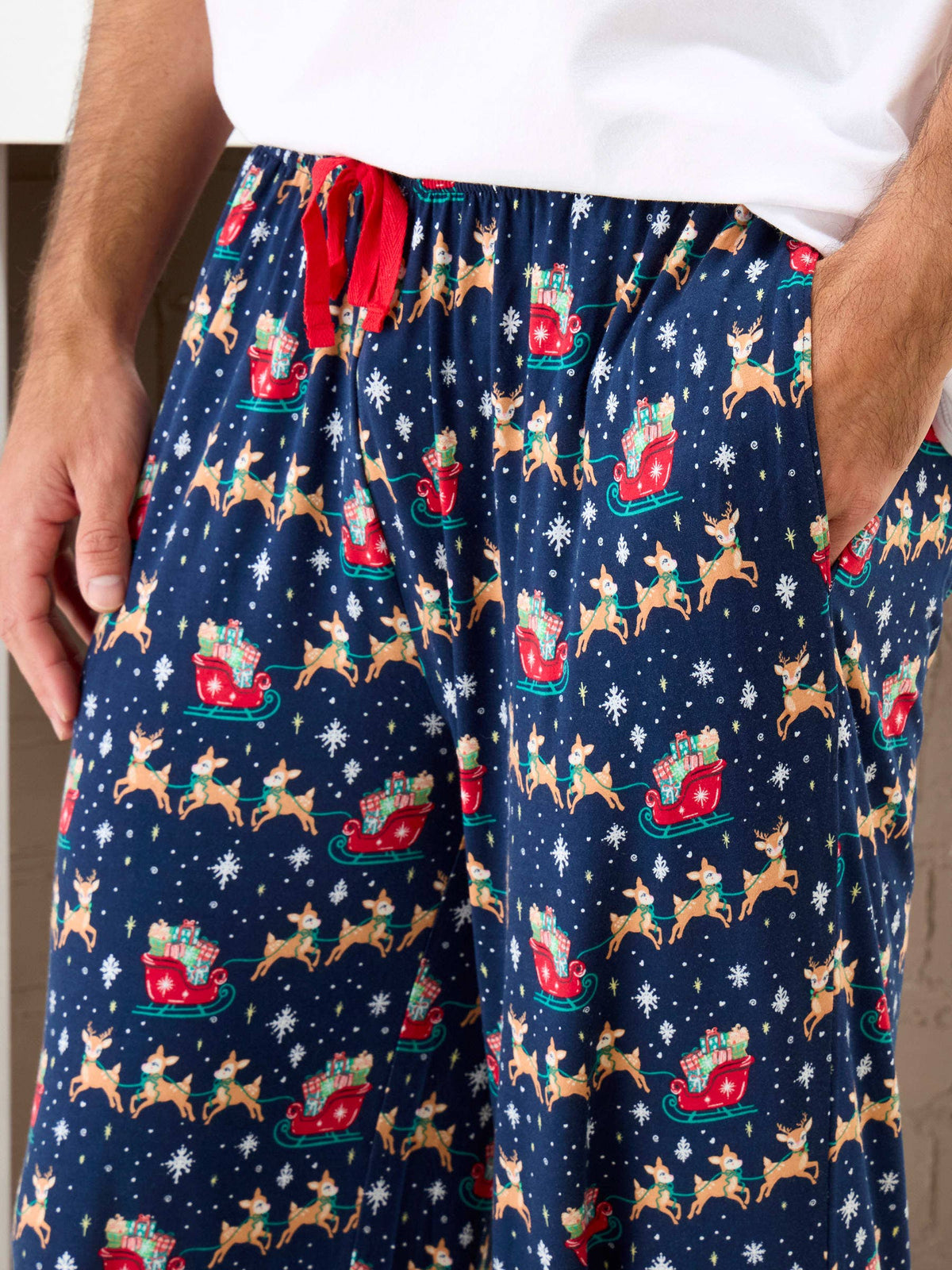 SoftSnooze™ Adult Bamboo Viscose Blue Christmas Reindeer Sleigh Ride Pajama Pants: Navy / Adult S