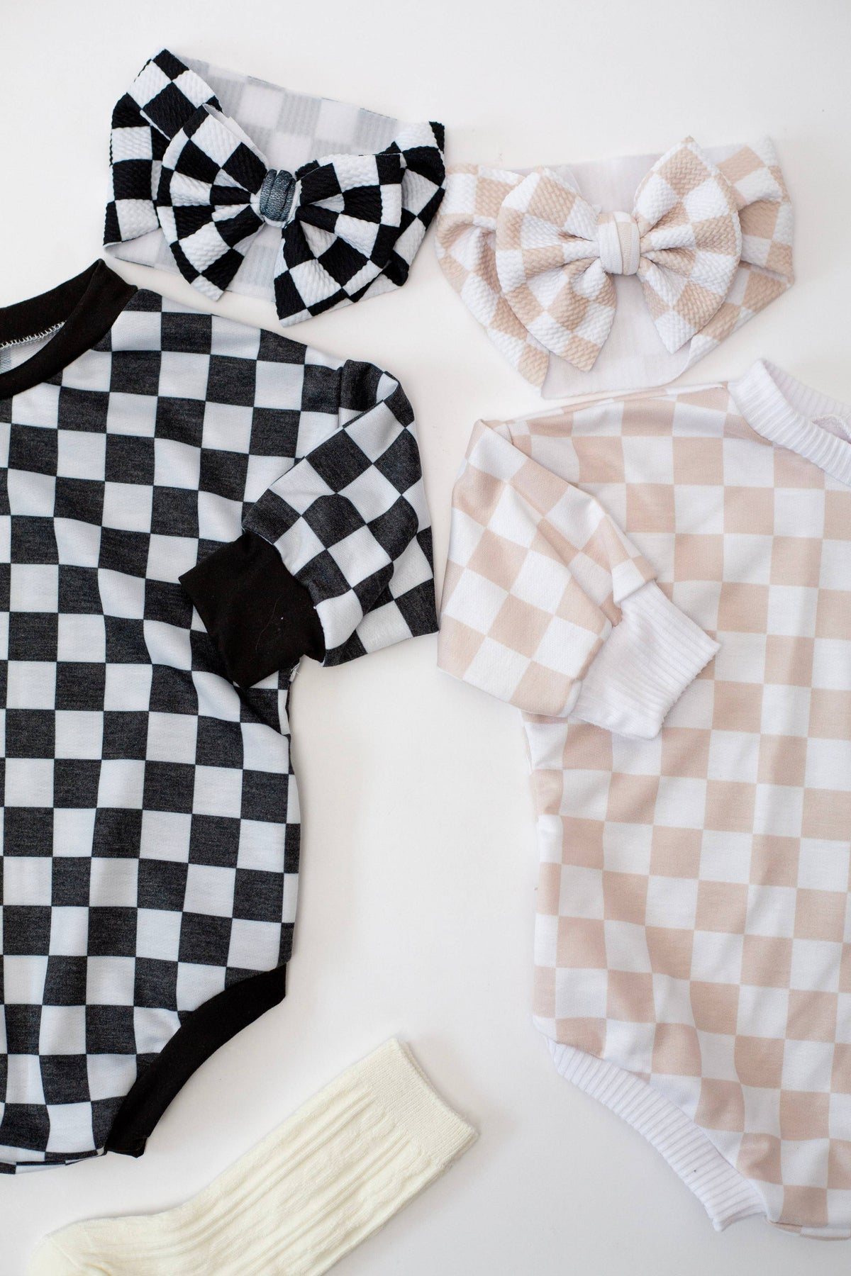 Neutral Checker Bubble Romper: 9 months