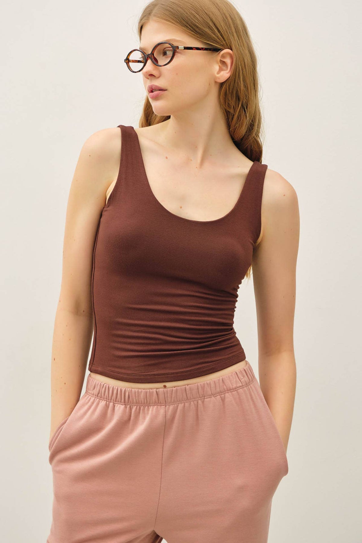 Essential Scoop Neck Off White