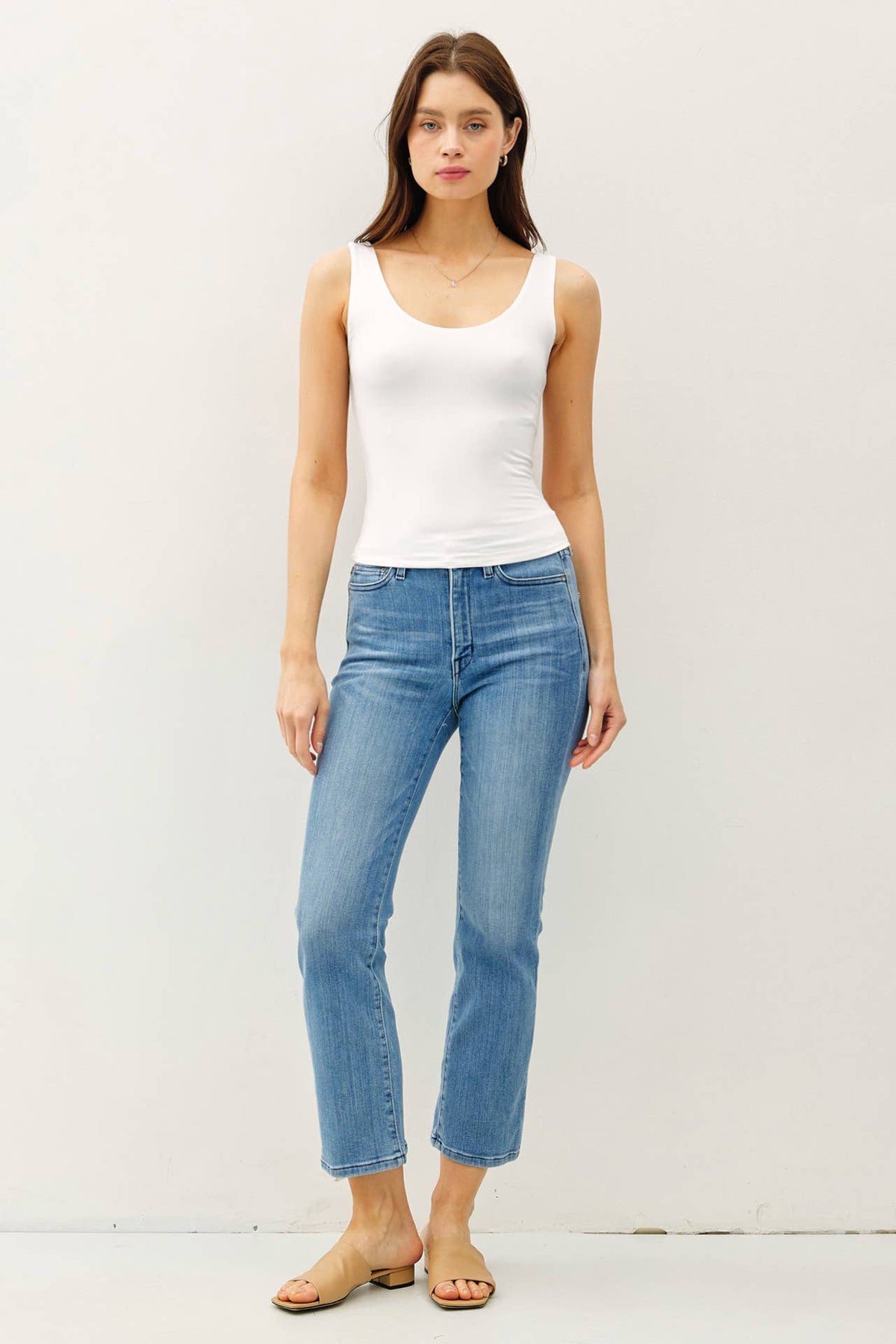 Essential Scoop Neck Off White