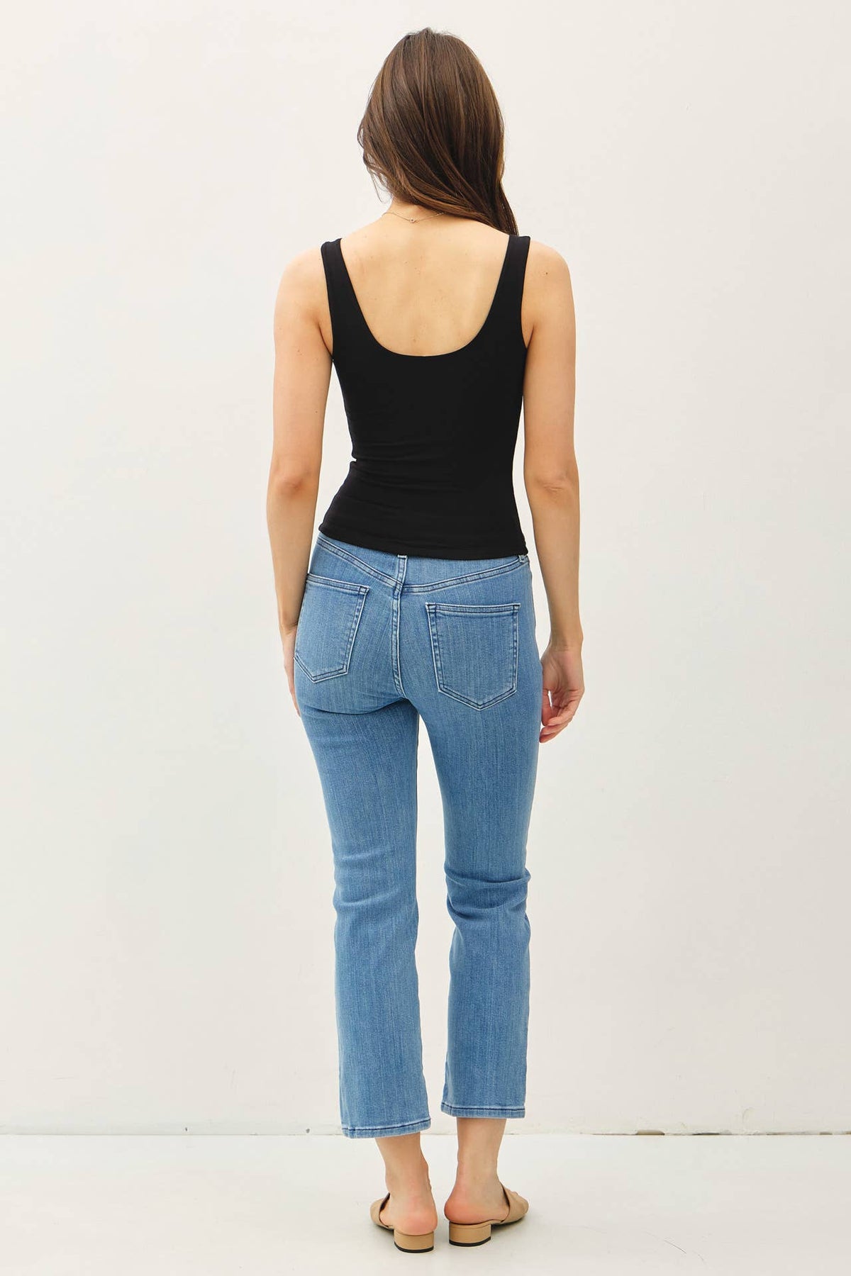 Essential Scoop Neck Off White
