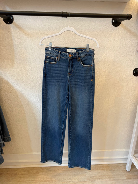 Dark Wash Wide-Leg Jeans