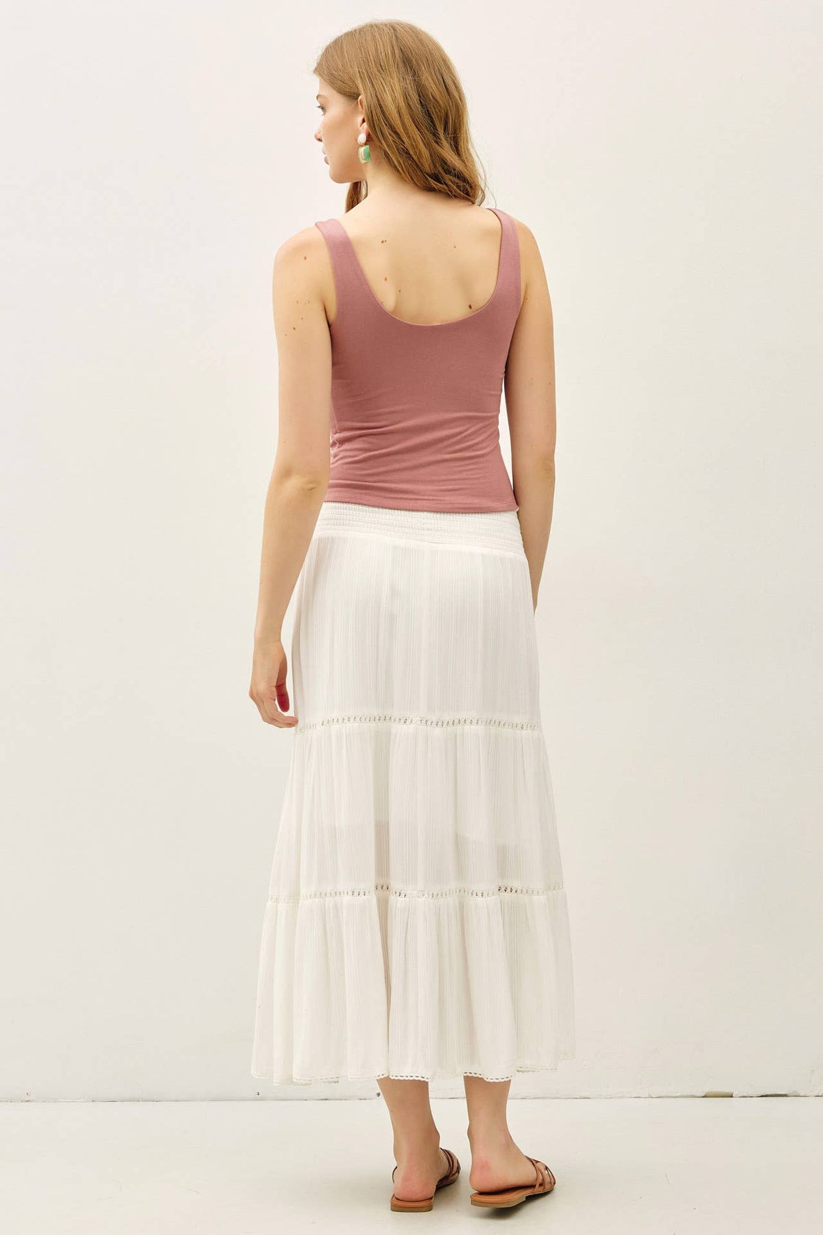 Essential Scoop Neck Off White