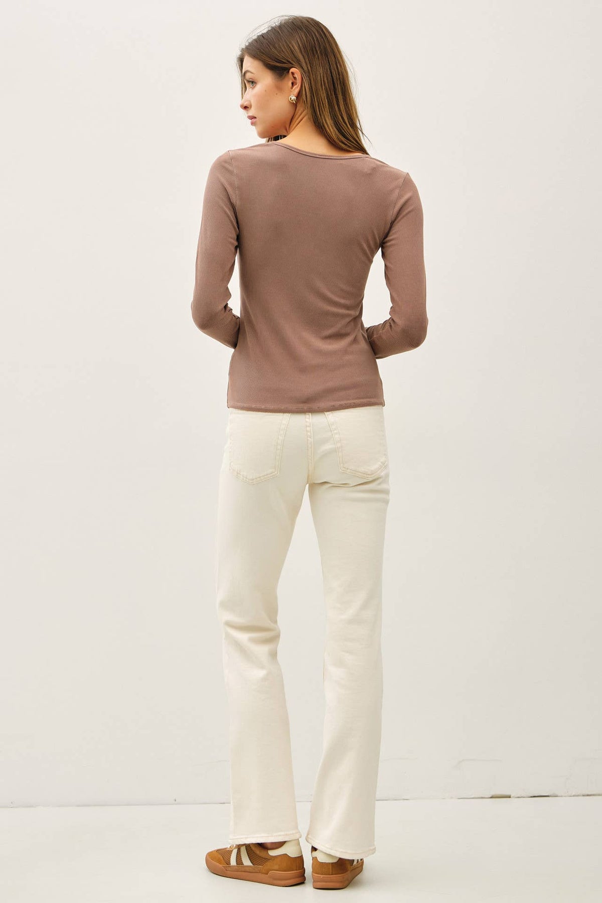 RIBBED NOTCHED NECK LONGSLEEVE BASIC TOP