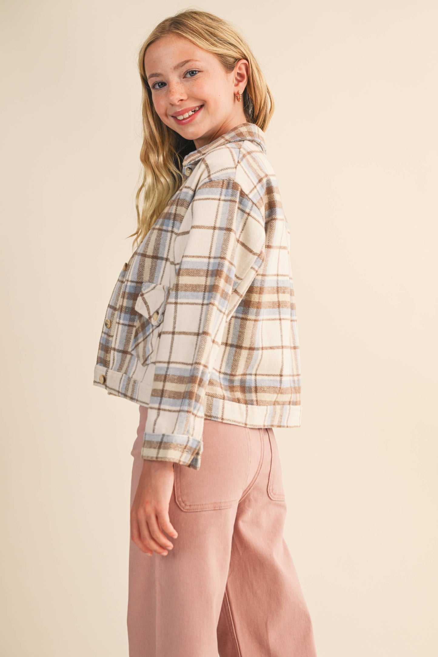 GIRLS SHACKET