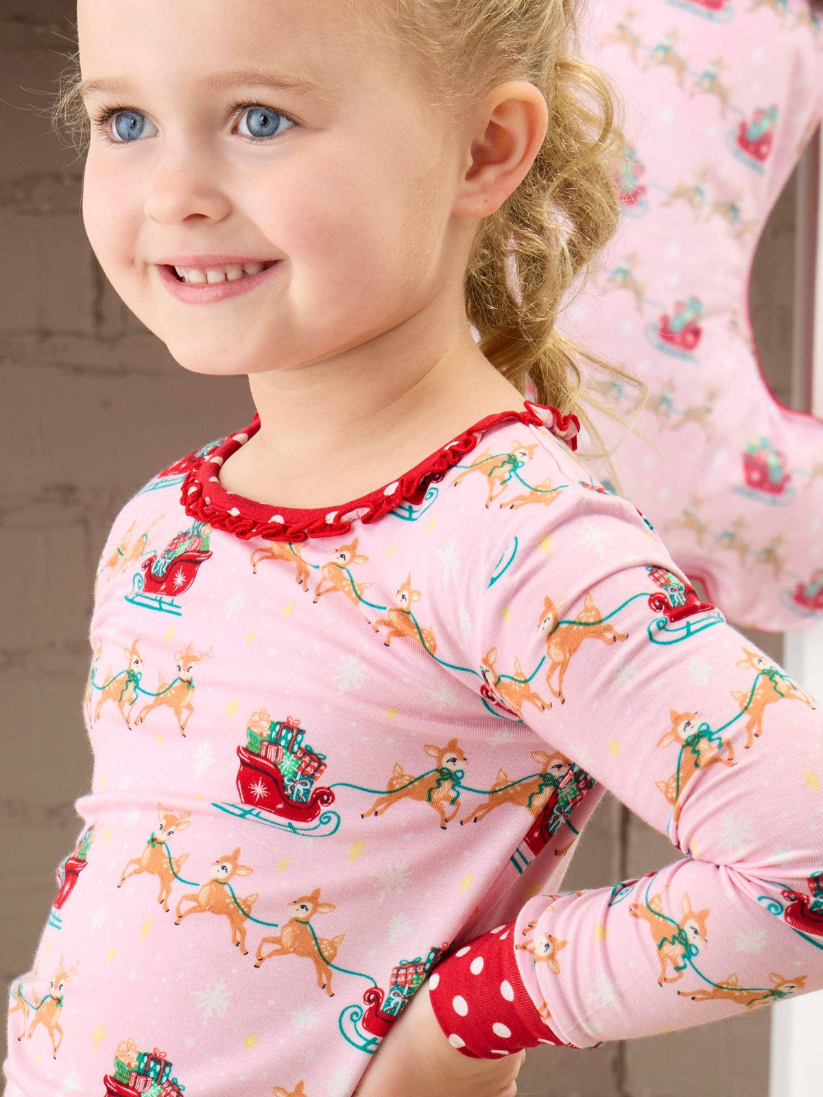 SoftSnooze™ Toddler Girls Bamboo Viscose Pink Christmas Reindeer Sleigh Ride Ruffle Long Sleeve Pajama Set with Signature Rear Ruffles: Pink / 2T